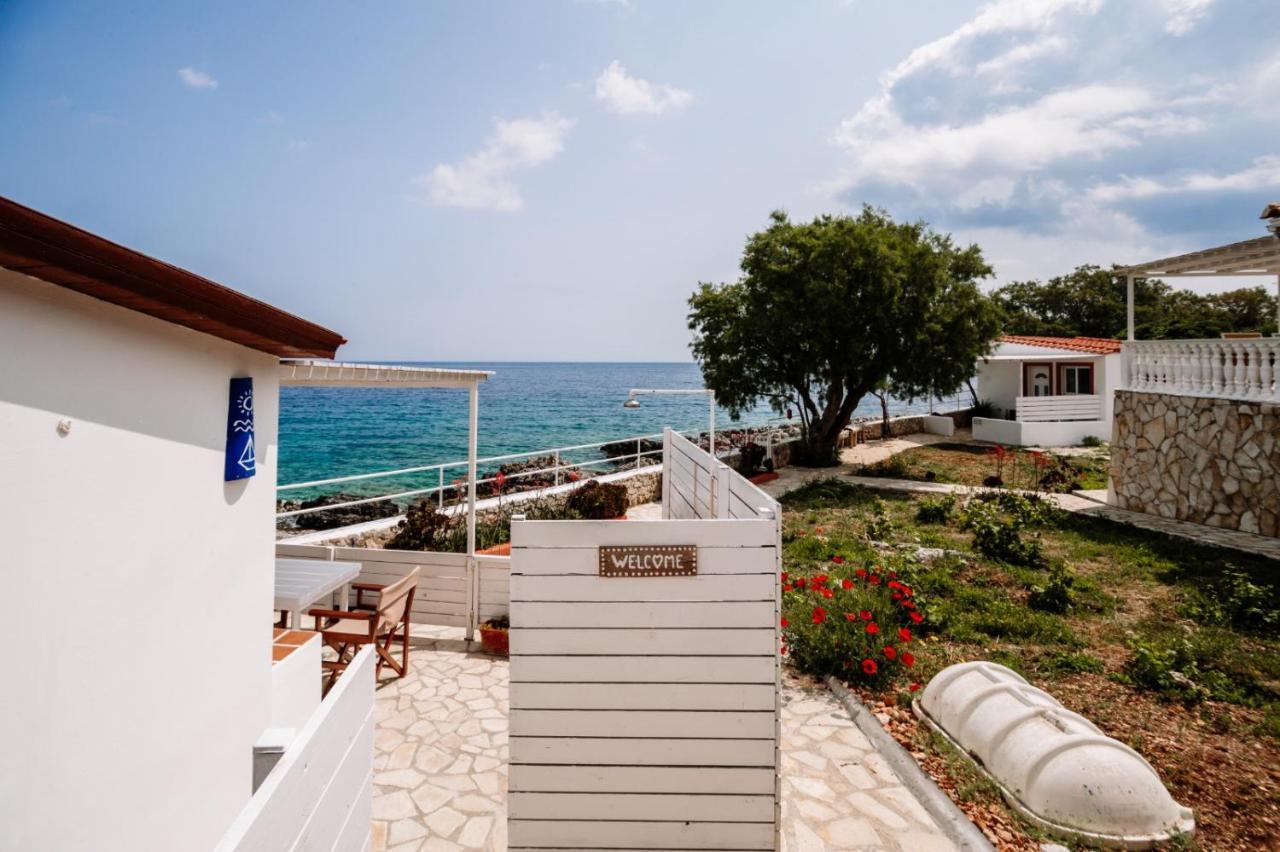 Floreika Studio By The Sea Skinária Extérieur photo